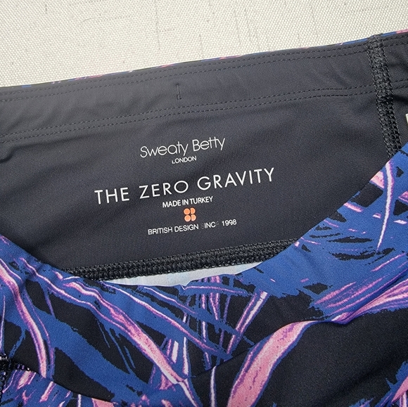Sweaty Betty 7/8 length Neon Palm Leggings - Picture 4 of 12